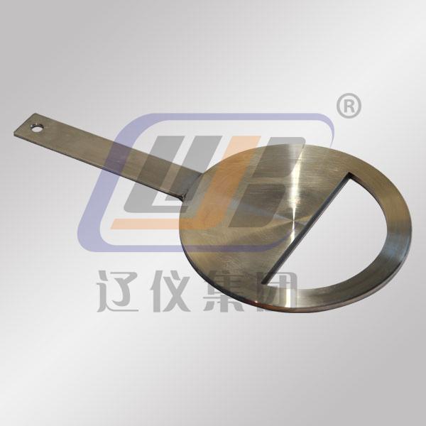 圆缺孔板